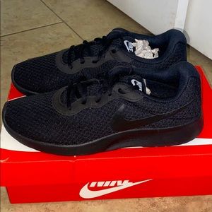 Women’s Nike Tanjun Running shoes
